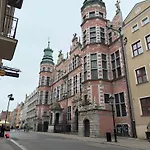 Kameralny Przy Ul. Piwnej * Гданьск